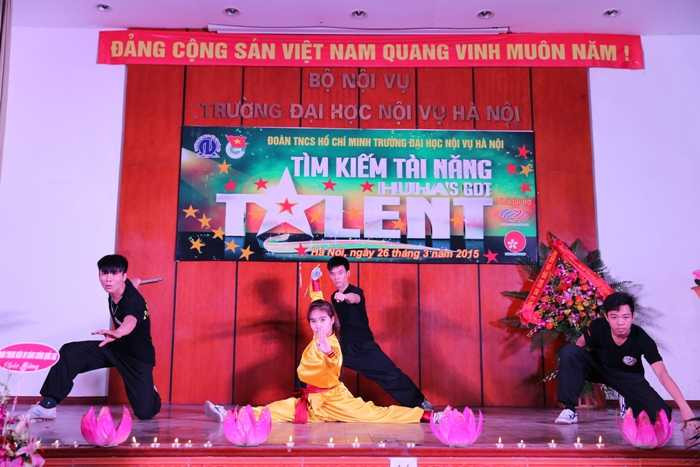Sinh viên ĐH Nội vụ bùng nổ trong đêm 'Huha's Got Talent 2015'