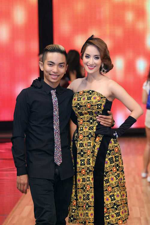 Tại các sự kiện, Phan Hiển cũng luôn có mặt cạnh Khánh Thi