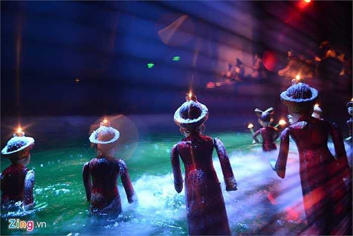 Không chỉ phục vụ khán giả trong nước và khách du lịch, nhiều năm qua đoàn đã đi biểu diễn và tham gia các liên hoan nghệ thuật quốc tế ở hơn 20 quốc gia trên thế giới.