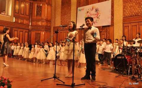 hòa nhạc mùa xuân