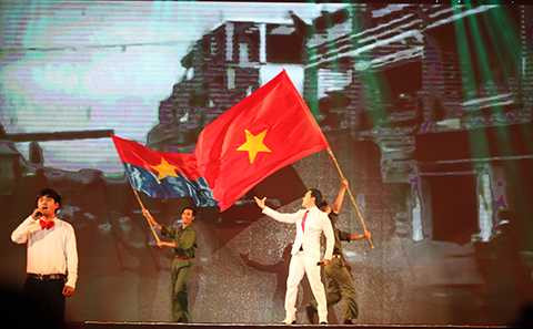 Đàm Vĩnh Hưng, Đà Nẵng, kỷ niệm 40 năm, Giải phóng thành phố, nghệ thuật,