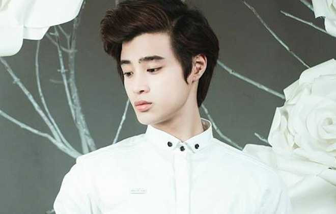 Phạm Văn Thuận (nickname Kang Phạm), sinh năm 1995, đang là sinh viên trường Cao đẳng Văn hoá Nghệ thuật Sài Gòn. Anh chàng là người mẫu ảnh cho nhiều shop thời trang và được nhiều bạn trẻ biết tới qua nhiều vai diễn trong những phim ngắn của nữ đạo diễn tài năng Luk Vân.