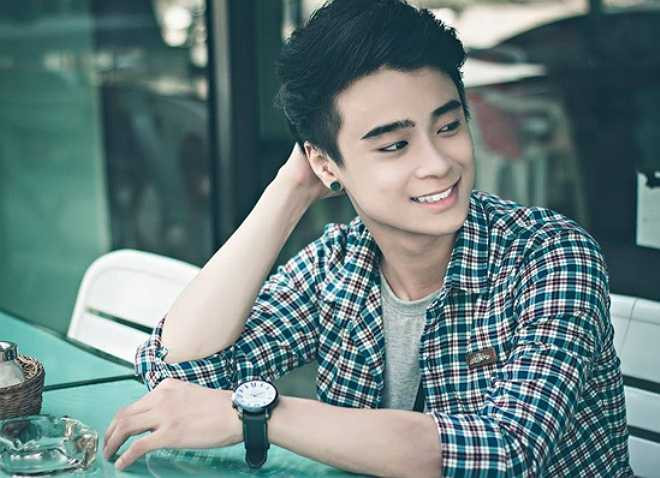 Lối diễn xuất ổn, ngoại hình sáng giúp anh chàng ngày càng hút fan qua những bộ phim đình đám của Luk Vân.