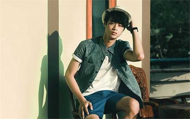 Mặc dù nhiều người nhận xét Kang Phạm là bản sao của diễn viên Kim Soo Huyn nhưng anh chàng lại khiêm tốn cho rằng: 'Mình thấy cũng đâu giống lắm. Kang thấy Kim Soo Huyn là một người rất tài năng và rất nổi tiếng, còn Kang đang trong quá trình học hỏi và mới là bước khởi đầu trong sự nghiệp'.