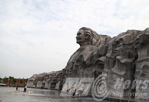 Tượng đài Mẹ VNAH, Quảng Nam, lớn nhất Việt Nam, sự cố, nứt lún