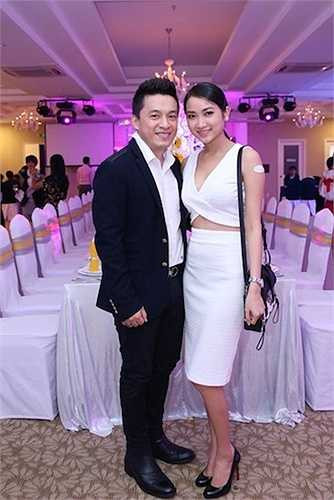 Cuối năm 2014, Lam Trường đã chính thức tổ chức lễ cưới lần hai với cô vợ 9x Yến Phương. 
