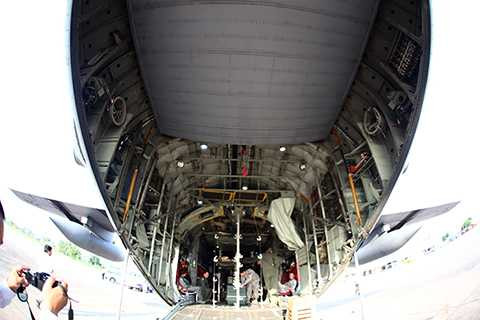 khám phá, chuyên cơ vận tải, C130, không lực Hoa Kỳ, Sân bay Đà Nẵng