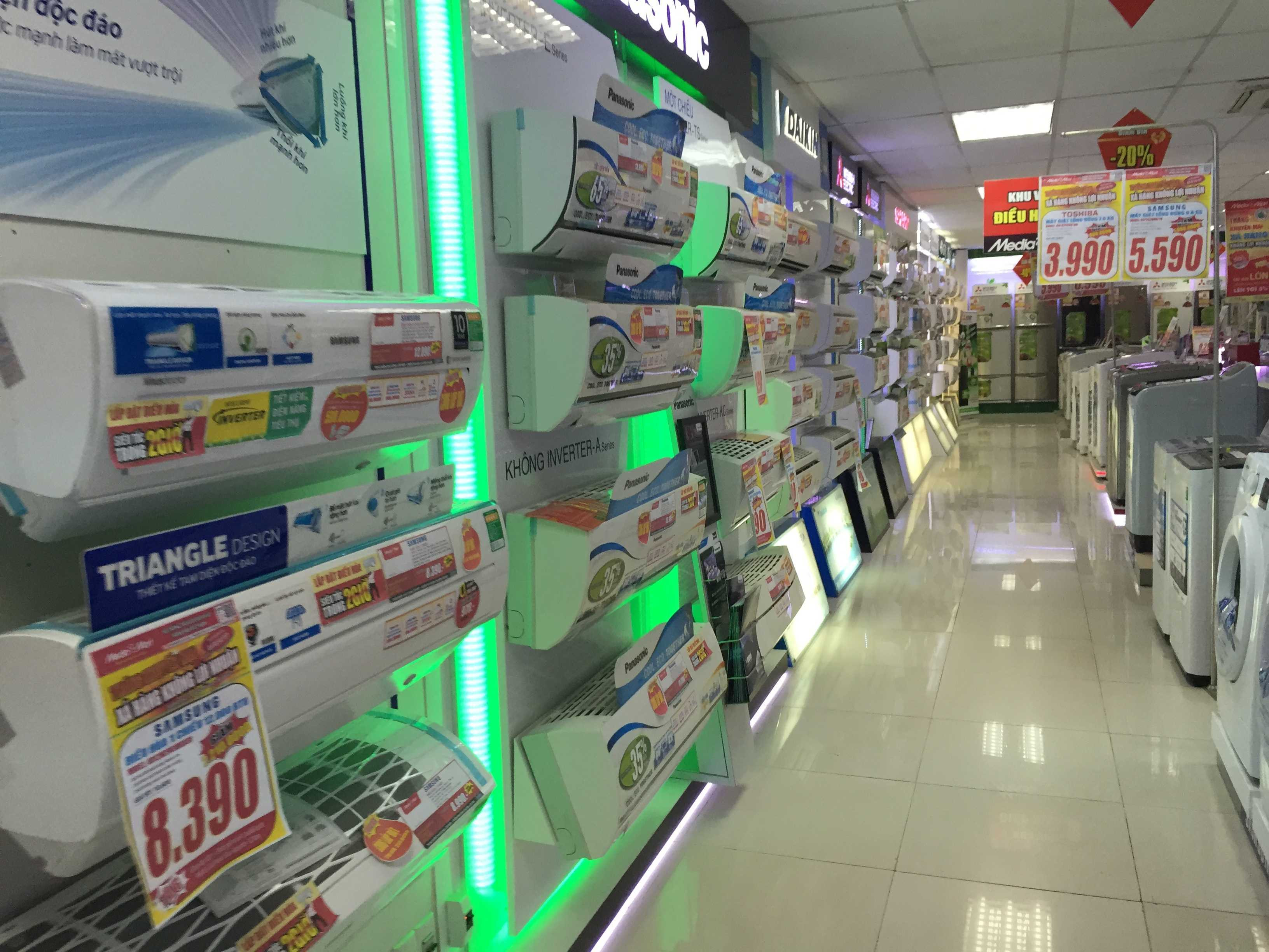 Thị trường điện máy