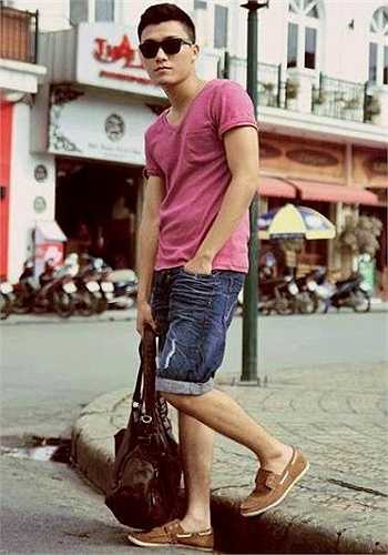 Với phong cách thời trang đẹp mắt, Xuân Phúc luôn ghi điểm và tạo được ấn tượng mạnh ngay từ cái nhìn đầu tiên.