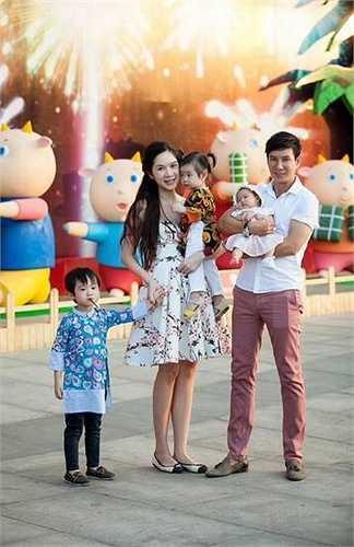 Không ít khán giả đã bày tỏ sự ngưỡng mộ về vóc dáng thon thả của Minh Hà sau 3 lần sinh nở.