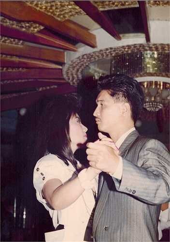 Anh đã làm nên một 'thương hiệu không đụng hàng' thời bấy giờ với hàng loạt bài hit: Vết thù trên lung ngựa hoang, Đưa em vào cõi chết, Tình cho không, Hương, Lầm, Khổ vì yêu nàng, Chỉ riêng mình ta, Đời tôi là của tôi, Ghen, Say… 