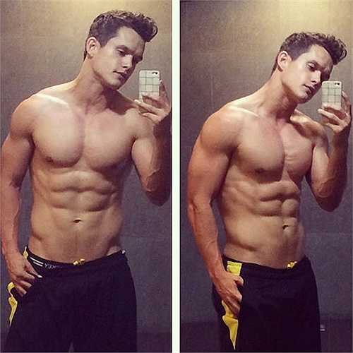 So với Chappuis, Mika trông nam tính hơn khi có thân hình cơ bắp, bụng 6 múi khỏe khoắn.