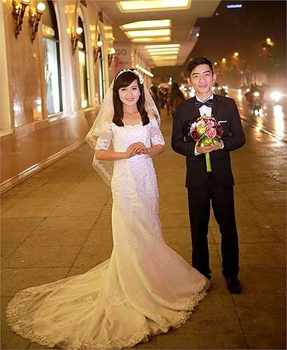 Cặp đôi luôn sát cánh bên nhau trong các buổi vui chơi, đi tình nguyện, phượt hay hẹn hò... cùng chiếc xe Dream. Bên nhau một thời gian, ngày 14/2 năm nay, Tuấn Anh ngỏ lời cầu hôn với bạn gái và được chấp thuận. Chàng trai luôn cảm thấy may mắn vì vợ có cùng đam mê và luôn quan tâm đến mọi sở thích của chồng. 