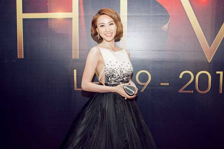 Kể từ khi cưới chồng, Ngân Khánh ít xuất hiện trong các sự kiện hơn