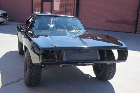 Ai tạo ra những chiếc xe độc nhất vô nhị trong Fast & Furious 7