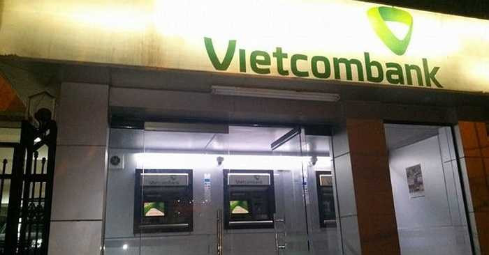 Chiều và tối ngày 5/4/2015, một số điểm giao dịch ATM của Vietcombank tại khu vực Đống Đa, Ba Đình, Thanh Xuân,... không thực hiện được lệnh rút tiền.