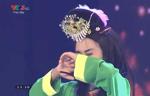 Giây phút đăng quang của Đức Vĩnh. 