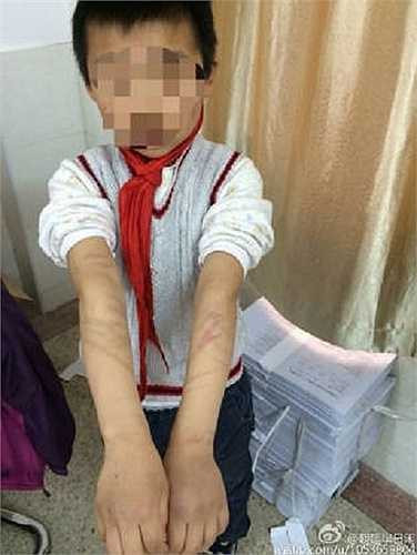 Được biết, một người dùng mạng Sina Weibo tên chaotingbanrixian đã đăng tải những bức ảnh vào cuối tuần qua.