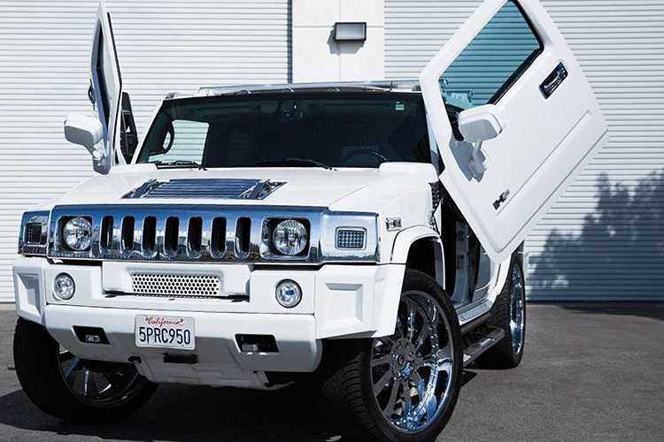 Bên cạnh bộ cánh kiểu cắt kéo, người độ cũng đặt cái tên 'Inferno' rất kêu cho bộ la-zăng croom đặc biệt này.