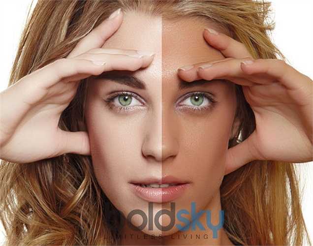 Quầng thâm ở mắt: Dùng những cánh hoa hồng hoặc dùng bông gòn tẩm nước hoa hồng lên đôi mắt của bạn để làm sáng chỗ quầng thâm và làm giảm sưng bọng mắt.