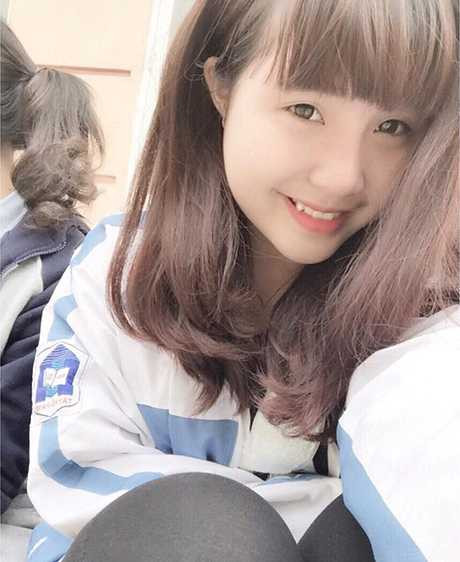 Nữ sinh Hà Thành tài sắc 9 năm là học sinh giỏi