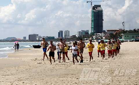 Hải quân Mỹ, huấn luyện, cứu hộ, Đà Nẵng, Hải quân, chiến hạm, tàu khu trục, Hoa Kỳ