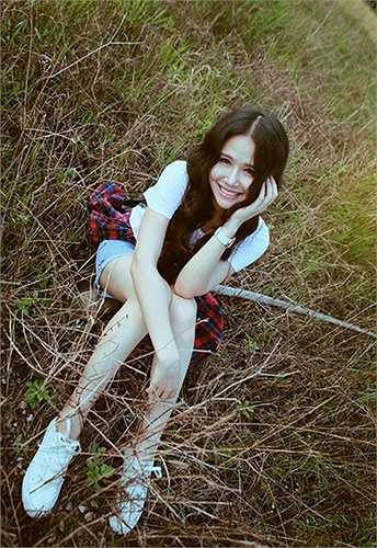 Tuy chưa có cơ hội diễn xuất nhiều nhưng Phanh Lee nhanh chóng thể hiện được năng khiếu của mình thông qua vai diễn Ngân trong bộ phim truyền hình ăn khách Trái tim có nắng. 