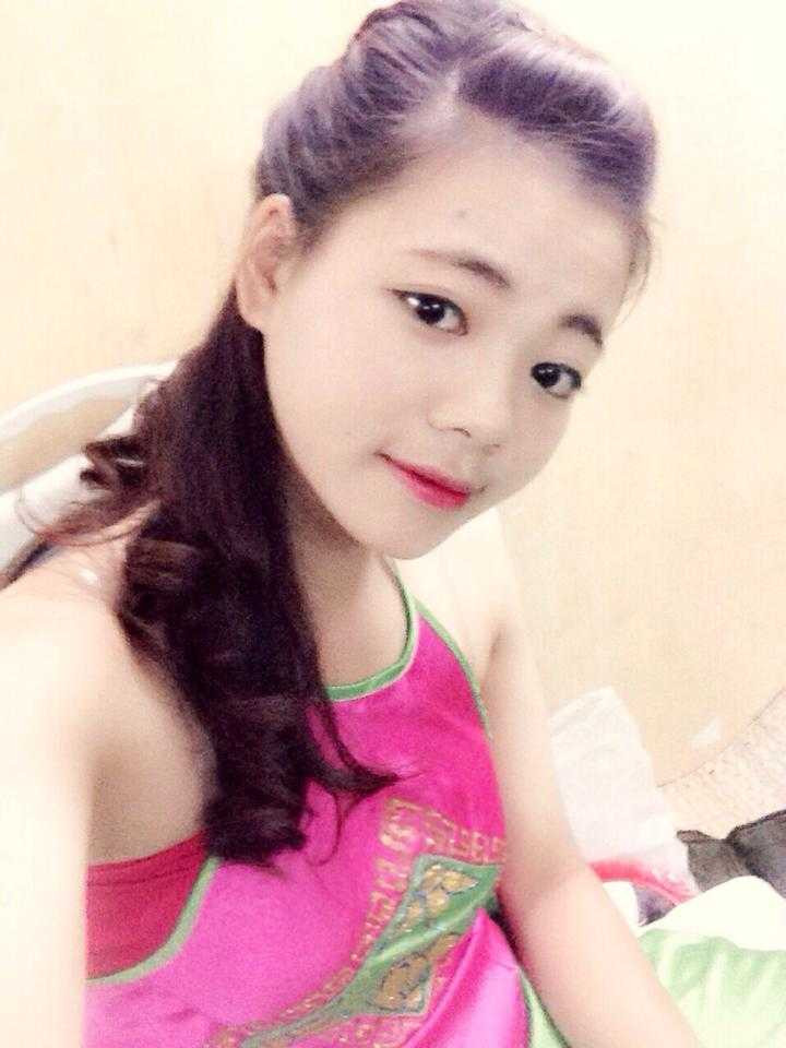 Nữ sinh cảnh sát