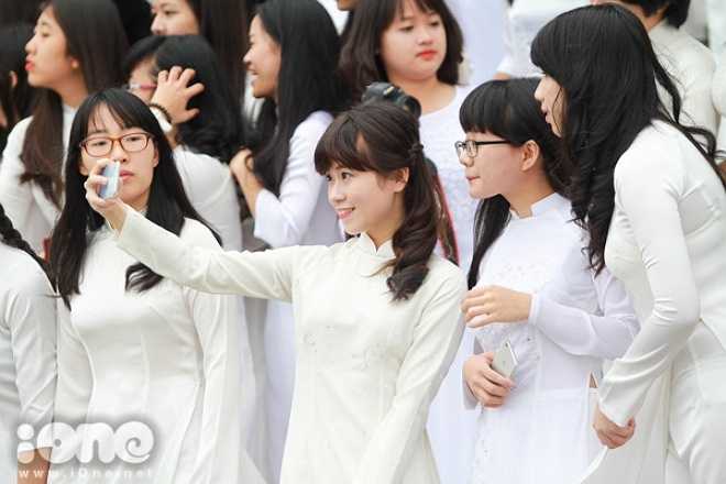 Đây là chương trình nằm trong chuỗi sự kiện lớn thường niên 'Made in 12' chia tay và tri ân cho học sinh cuối cấp.