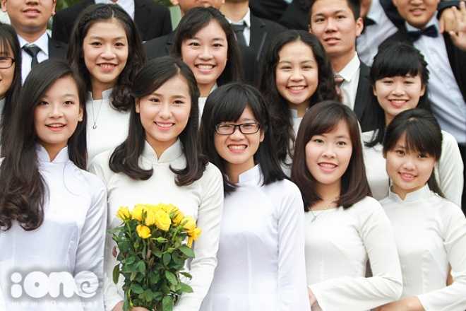 Cô bạn đáng yêu này thu hút nhiều ống kính máy ảnh bởi nét dịu dàng trong sáng.