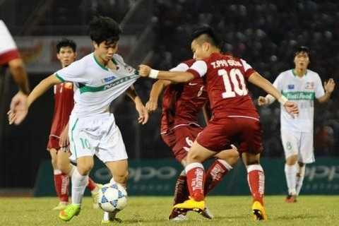 Công Phượng vs Phi Sơn