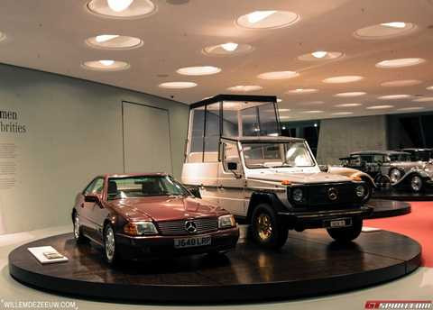 Thăm quan mẫu xe cổ đồ sộ chưa từng có tại viện bảo tàng Mercedes