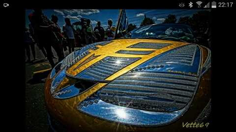 Siêu xe Pontiac Trans Am dát vàng toàn thân đắt hơn Bugatti