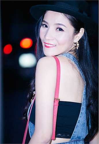 Kiwi Ngô Mai Trang, sinh ngày 17/4/1982, cũng là một giọng ca từng rất nổi tiếng vào thời kì hoàng kim của Vpop. 