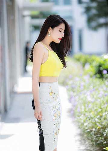 Vóc dáng và phong cách thời trang làm Ngô Mai Trang rất nổi bật 