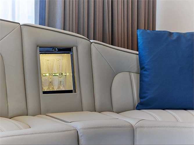 Giống như tủ rượu Champagne này