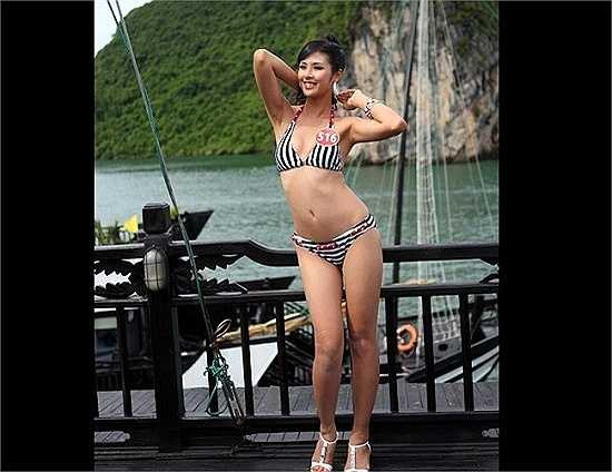 Ngọc Hân còn thường bị chê với đôi mắt hí.