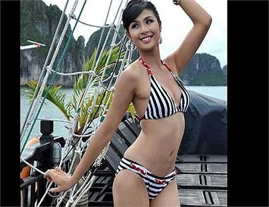 Người ta đồn rằng do cô là học trò cưng của NTK Minh Hạnh, trưởng BGK cuộc thi Hoa hậu Việt Nam năm Ngọc Hân đăng quang, nên cô mới có thể đạt được ngôi vị hoa hậu