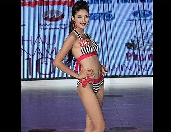 Cô chăm chỉ theo đuổi ước mơ trở thành một nhà thiết kế