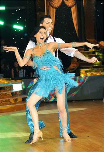 Cô luôn được đánh giá là một thí sinh mạnh của Bước nhảy hoàn vũ và lên ngôi một cách xứng đáng. 