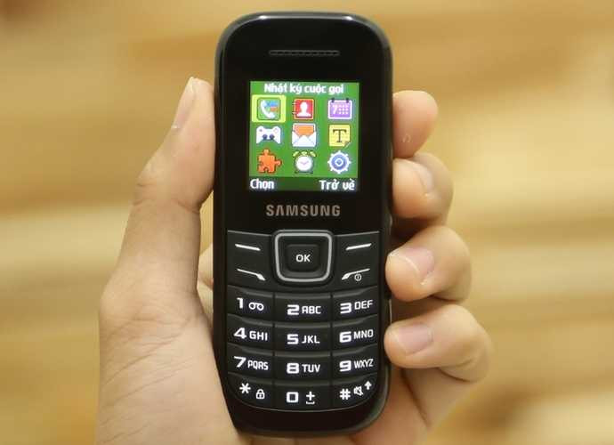 Samsung E1200