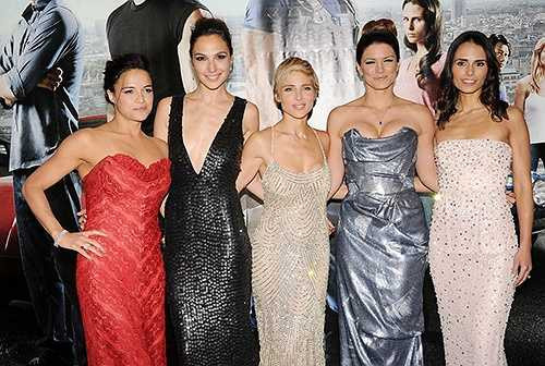 Tương tự như James Bond, có vẻ như Dominic Toretto (Van Diesel) và Brian Oconnor (Paul Walker) đều thích những người đẹp tóc nâu. người đẹp Michelle Rodriguez (Fast 1, 4, 6, 7), Jordana Brewste (Fast 1), Gal Gadot (Fast 4, 5, 6), Eva Mendes (Fast 5, 6), Devon Aoki hay Nathalie Kelley đều có mái tóc màu nâu hạt dẻ. Đặc biệt, nhiều người đẹp có quốc tịch Mỹ (4 người), còn lại đến từ Israel (Gal Gadot), Tây Ban Nha (Elsa Pataky), Peru (Nathalie Kelley) và Ireland (Rita Ola).