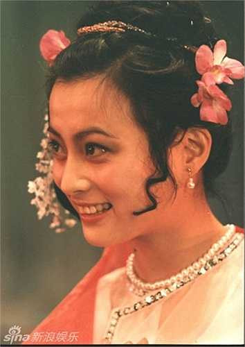 Ở độ tuổi 52, từng có nhan sắc rực rỡ cùng những vai diễn để đời nhưng nàng Thỏ Ngọc ngày nào vẫn lận đận trong cuộc sống riêng tư.