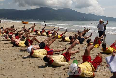 Hải quân Mỹ, chiến hạm, tàu khu trục, Đà Nẵng, USS FITZGERALD (DDG62, USS FORT WORTH (LCS3)