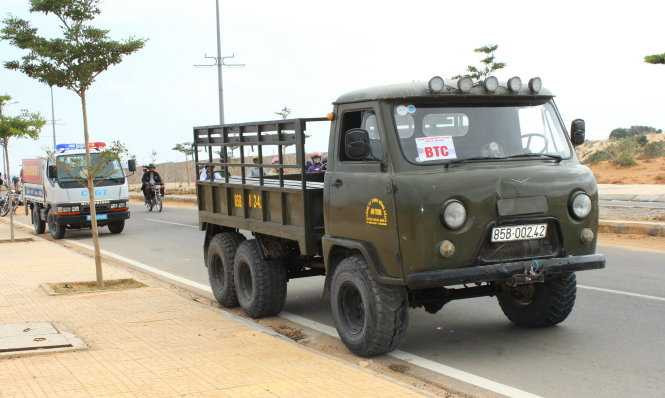 Xe Ban tổ chức đua địa hình cán trọng thương một phụ nữ