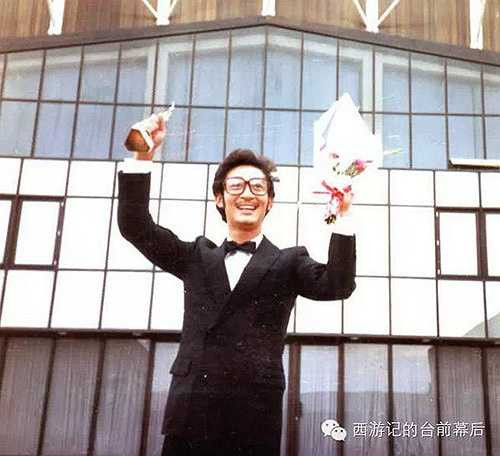 Vai đạo diễn Chương phim Chúc bạn may mắn của đạo diễn Lôi Hiến Hòa và Dương Thế Quang.