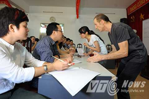 Lớp học tiếng Anh miễn phí của người cựu binh Mỹ