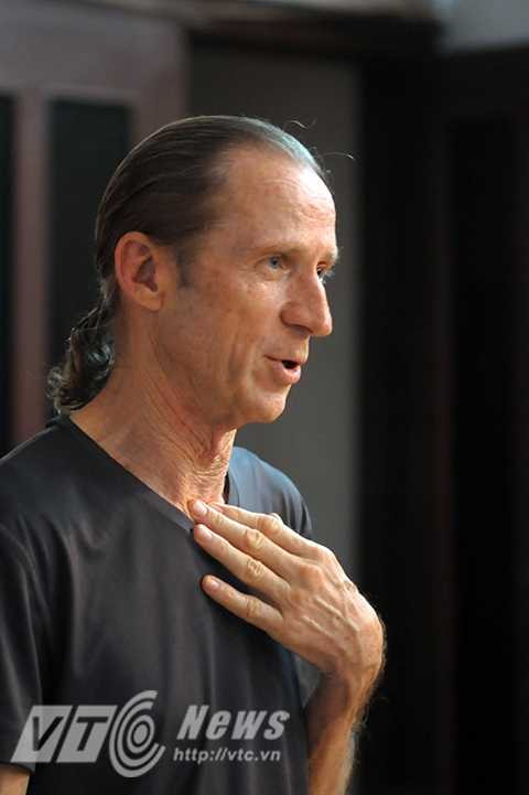 Lớp học tiếng Anh miễn phí của người cựu binh Mỹ