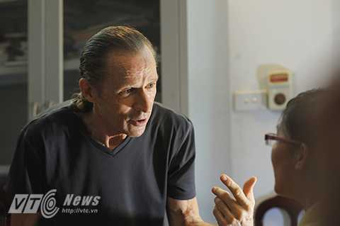 Lớp học tiếng Anh miễn phí của người cựu binh Mỹ