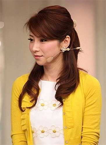 Năm 2011, Masako Mizutani (SN 1968, người Nhật Bản) đã bất ngờ nổi tiếng sau cuộc thi tìm kiếm người mẫu ảnh cho một tạp chí vì vẻ trẻ đẹp ngỡ ngàng như thiếu nữ 18 của mình.